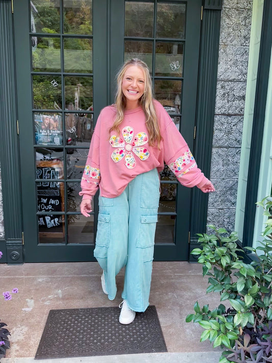 Darlin Daisy Pullover